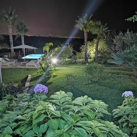 Isola Del Sole, Appartamenti Con Piscina Balestrate Exterior photo