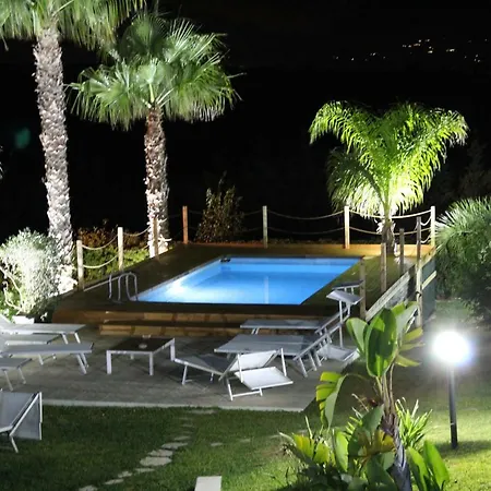 Isola Del Sole, Appartamenti Con Piscina Balestrate Exterior photo