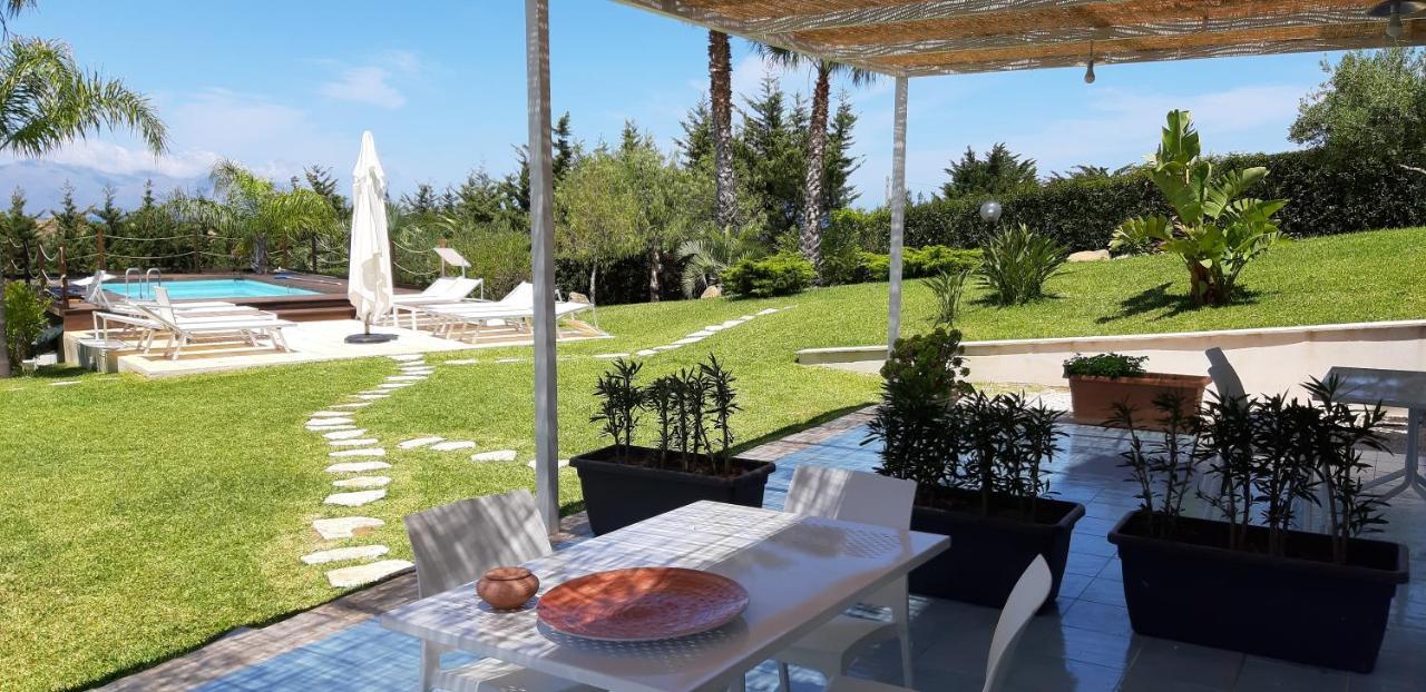 Holiday home Isola Del Sole, Con Piscina Balestrate