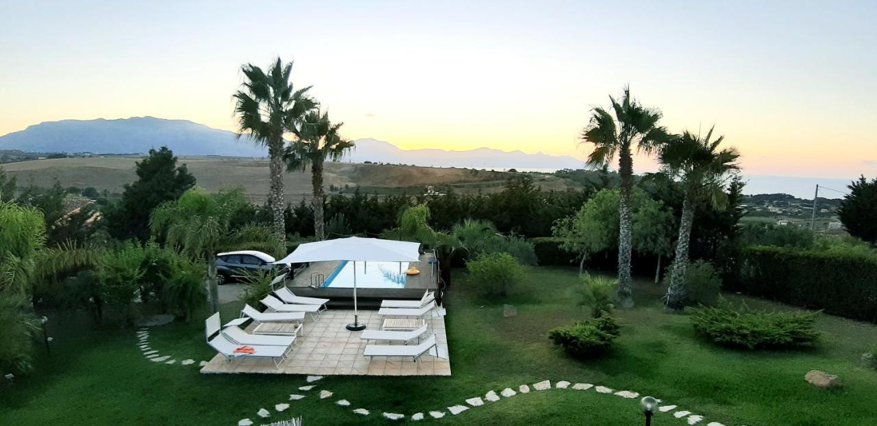 Isola Del Sole, Con Piscina Holiday home Balestrate