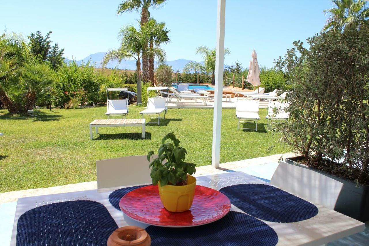 Isola Del Sole, Con Piscina Holiday home